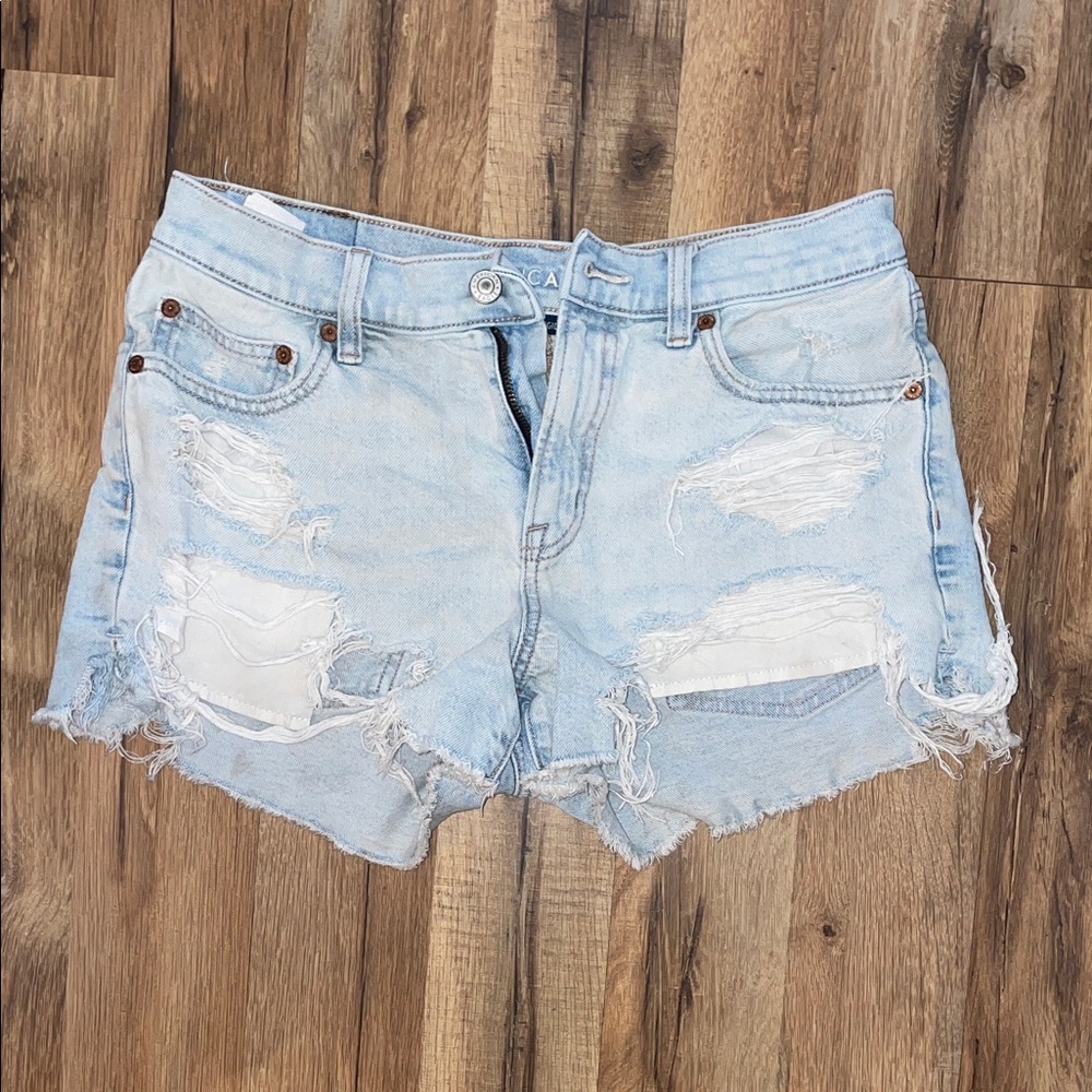 American Eagle Distressed Light Blue Denim Shorts SIZE 4